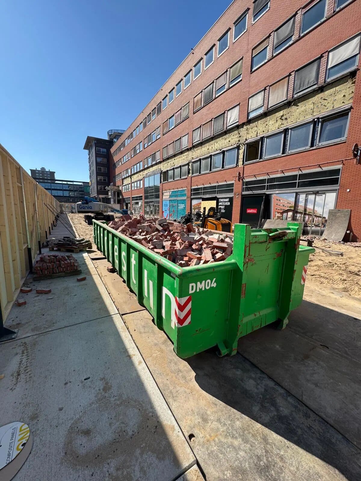 Groot sloopwerk in Amstelveen, foto 2