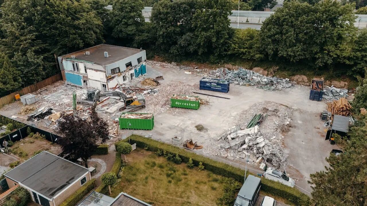 Asbestvrij maken en demontage bedrijfspand Maarn, foto 7