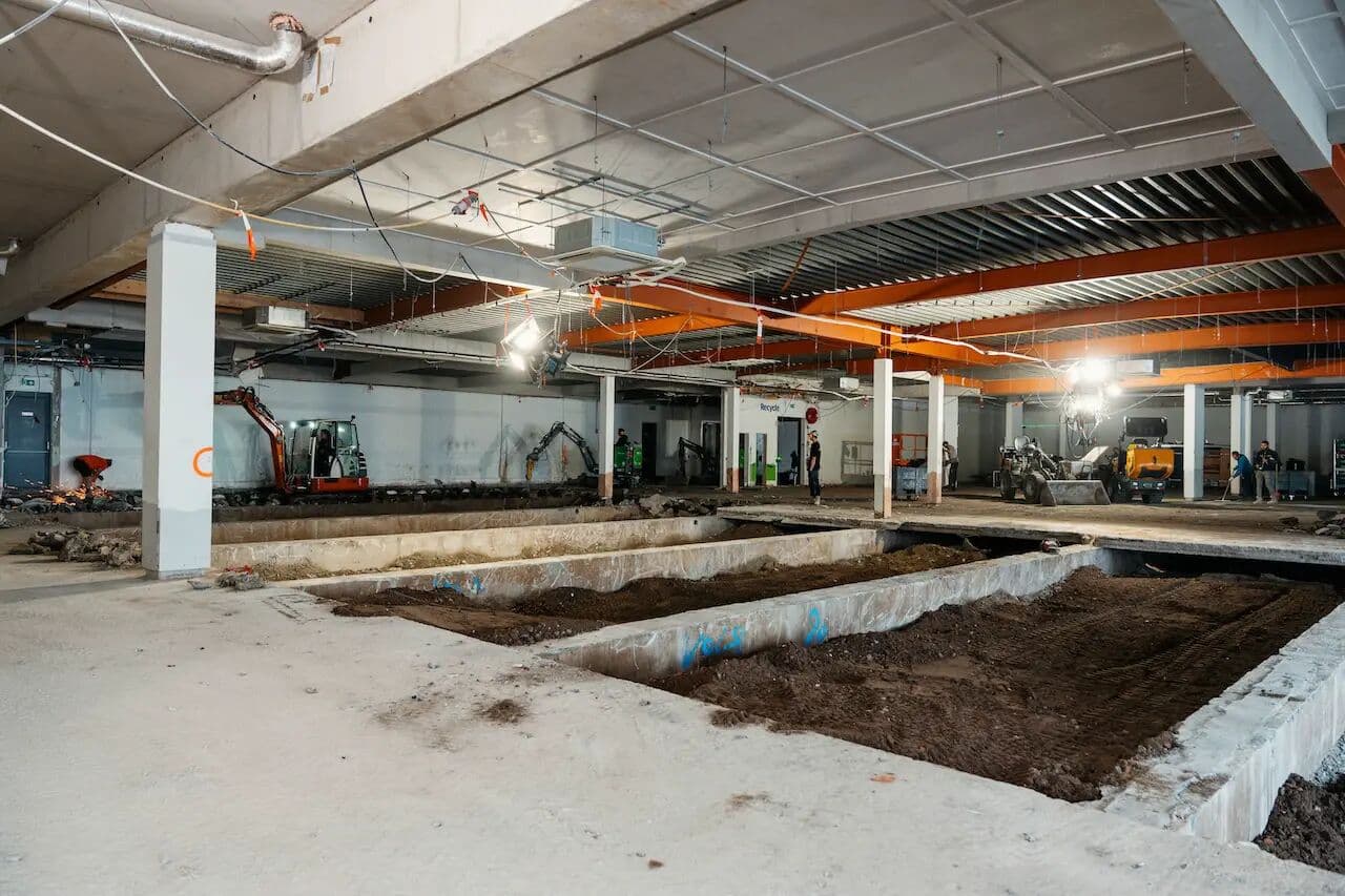 Demontage voormalige supermarkt in Den Bosch, foto 2