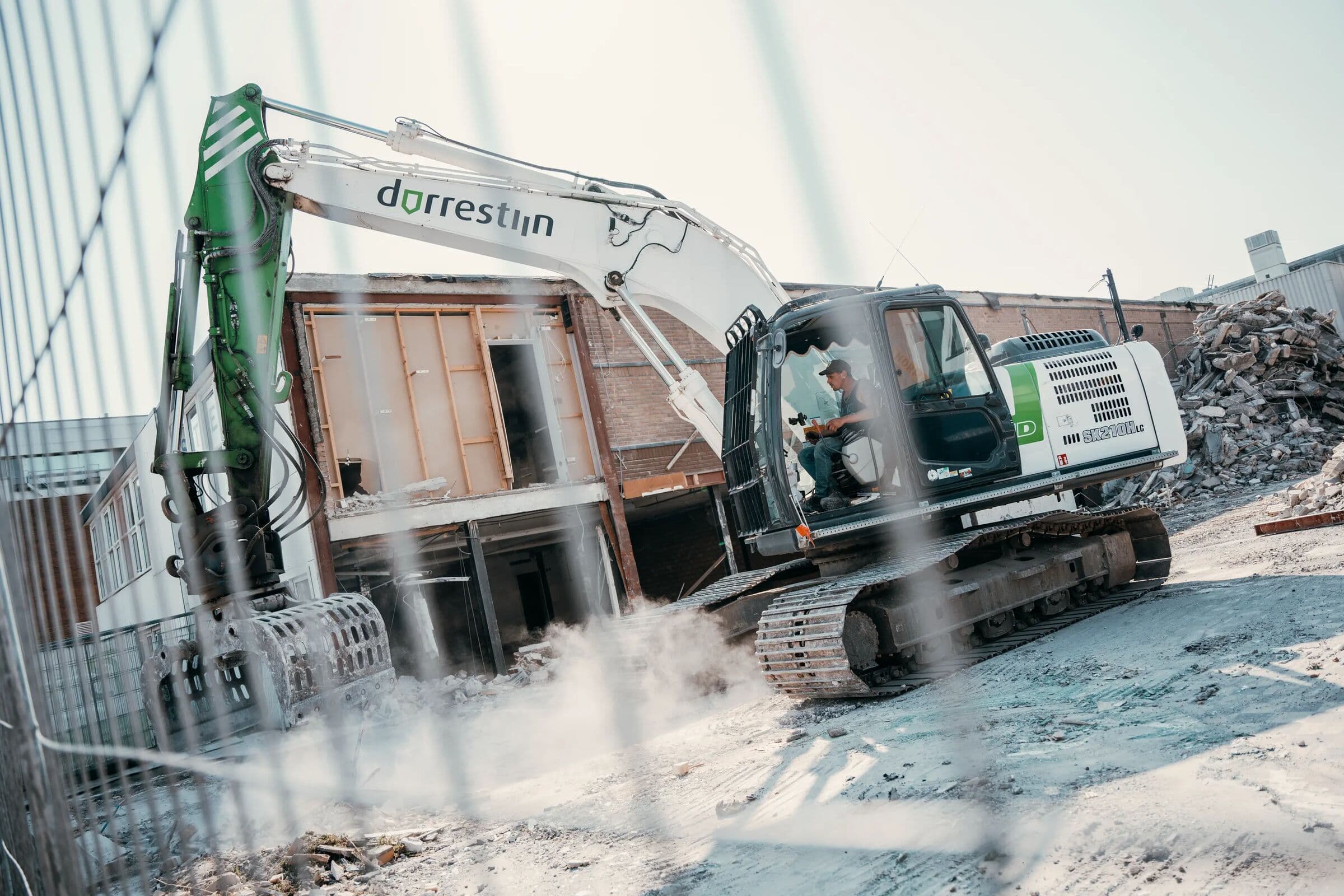 Ontmanteling en bodemsanering in Rijswijk, foto 3