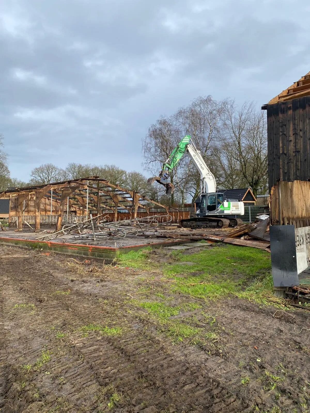 Ontmanteling stallen Lunteren, foto 3