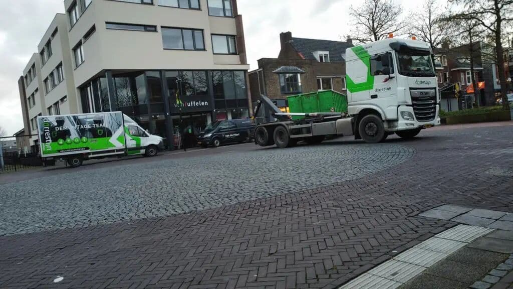 Retail demontage: Eyewish Hoogeveen, foto 1