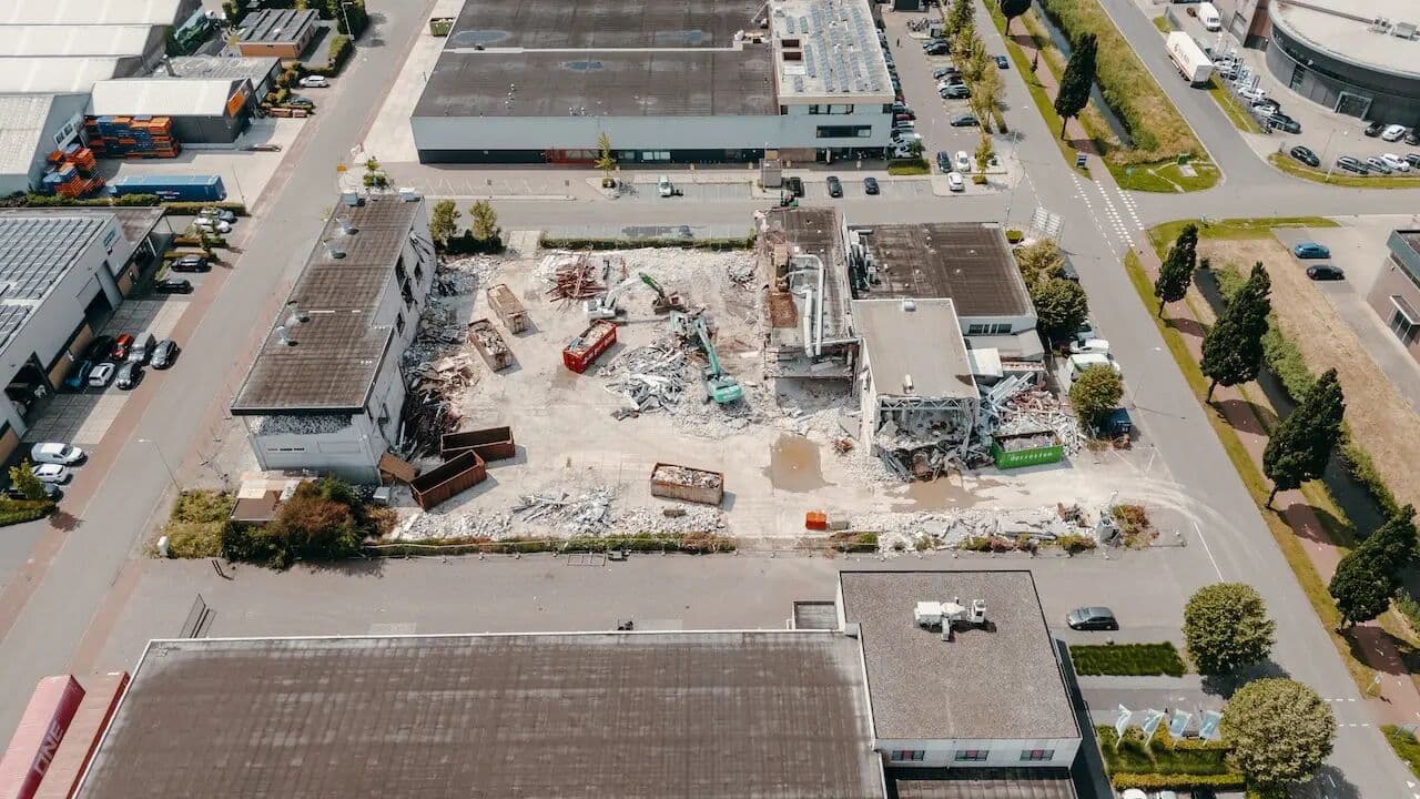 Sloopwerkzaamheden op 5000 m² terrein in Strijen, foto 5
