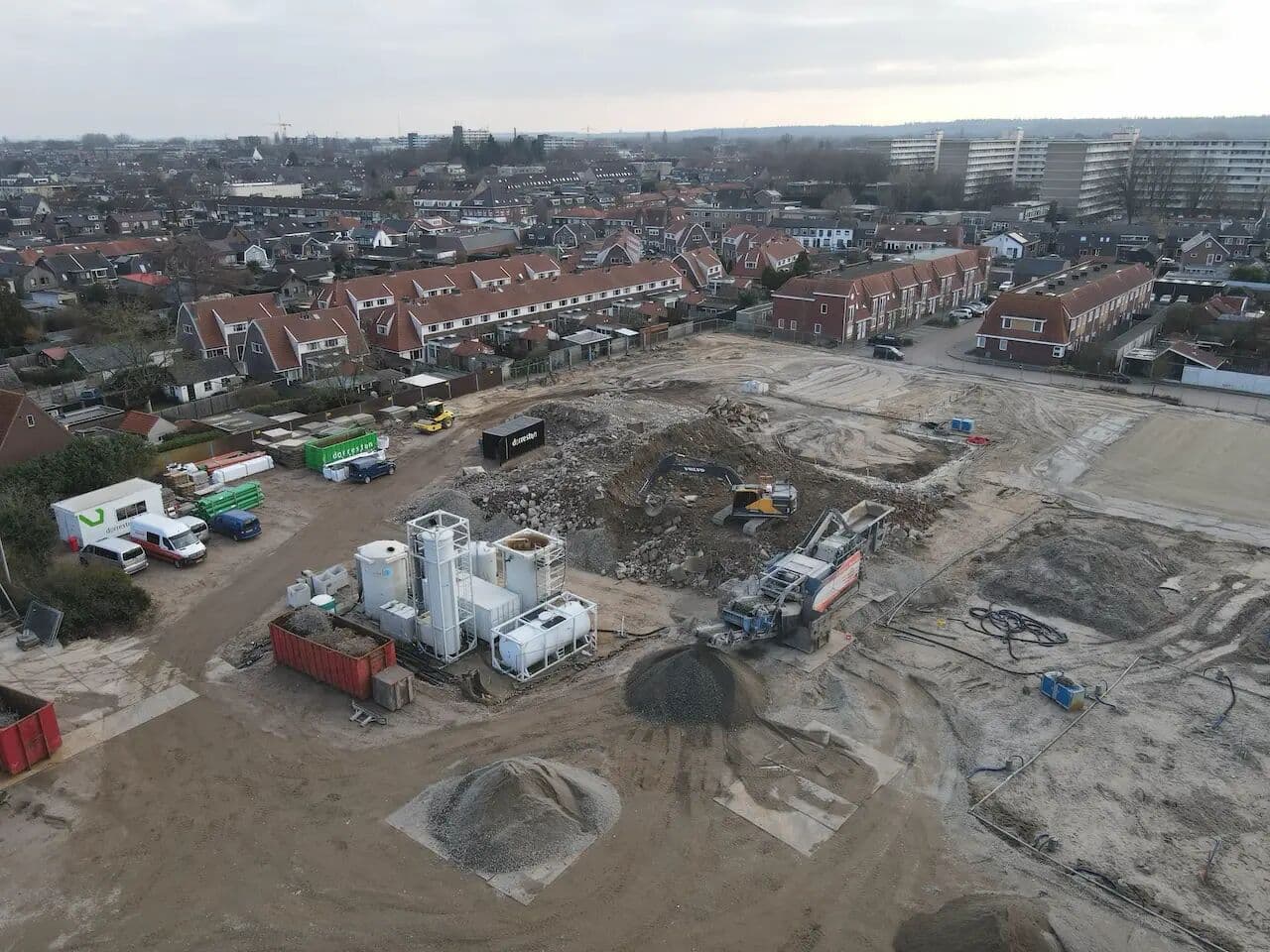 Update project ’t Vennehof Veenendaal: puin breken en verwerken, foto 1