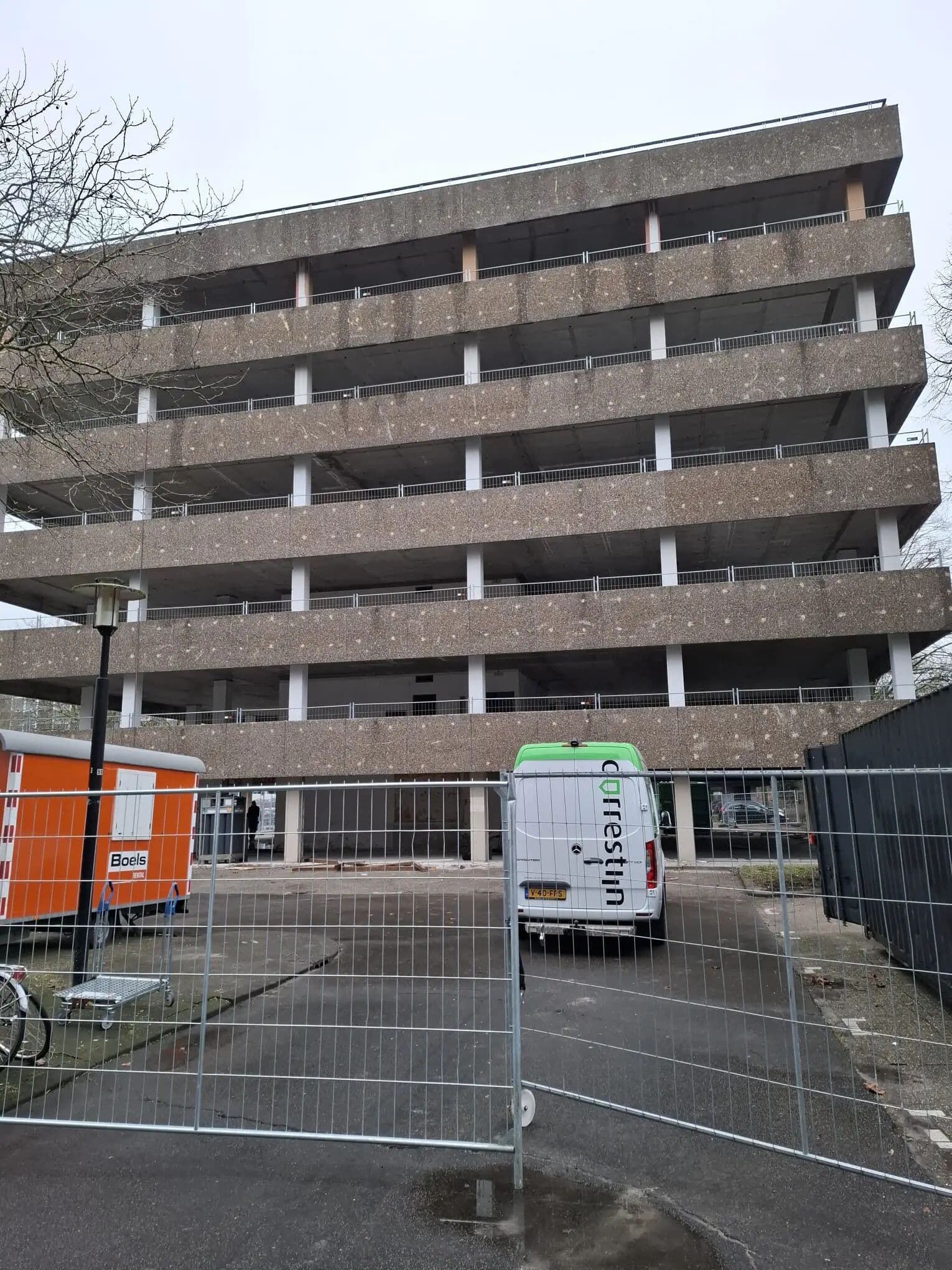 Volledige ontmanteling kantoorpand in Utrecht, foto 1