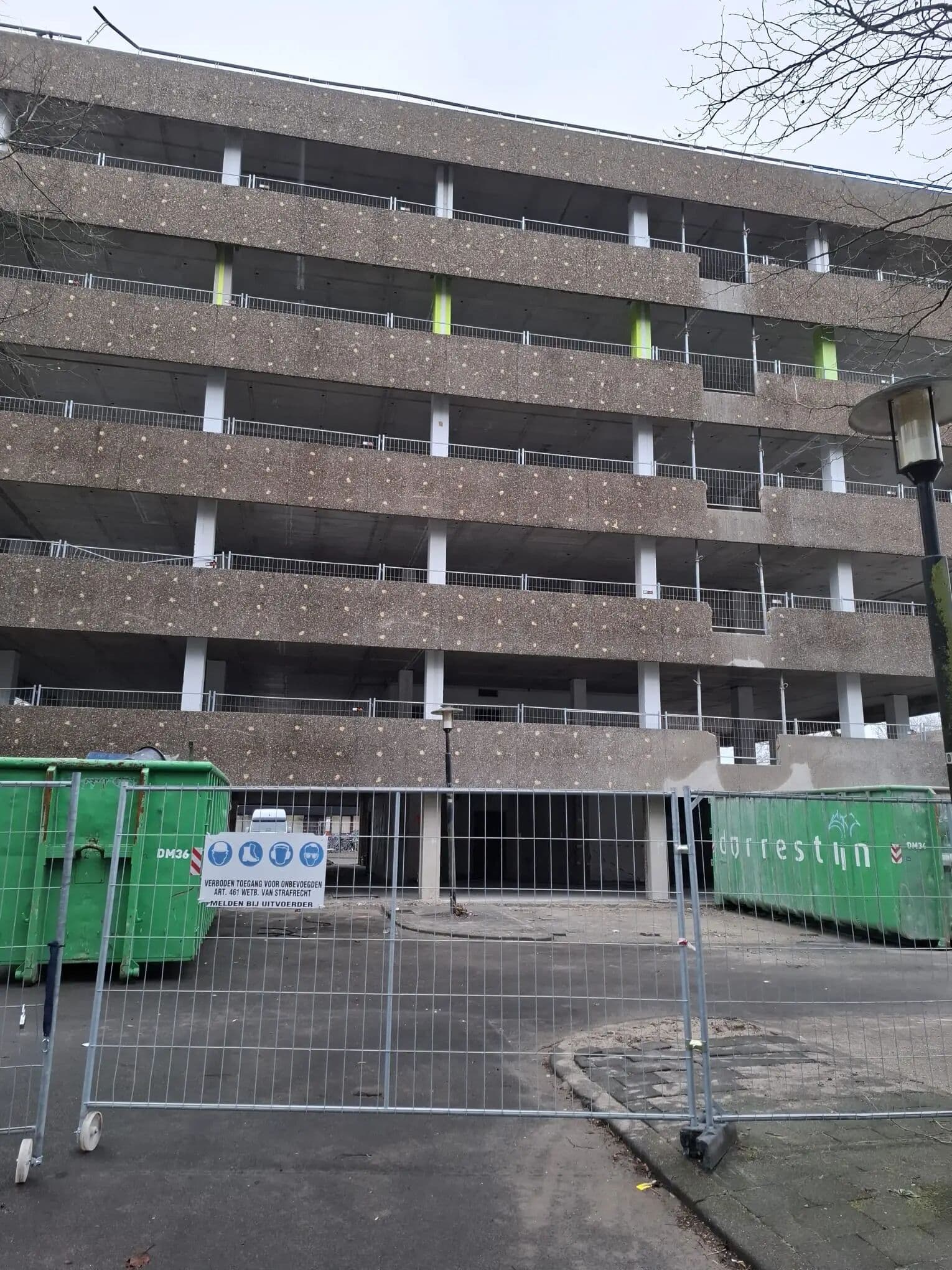 Volledige ontmanteling kantoorpand in Utrecht, foto 2